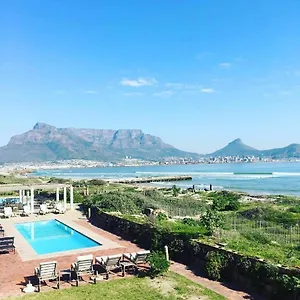 Beachfront At Leisure Bay Kapstadt